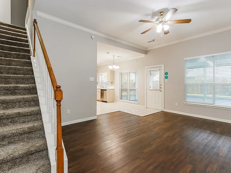 18622 Sandelford Dr — Photo 10