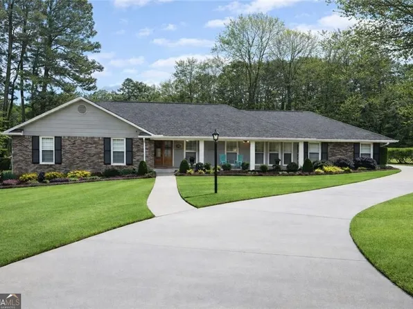 1059 Coronation Dr, Atlanta, GA 30338