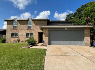 13843 New Village Ln, Sugar Land, TX 77498