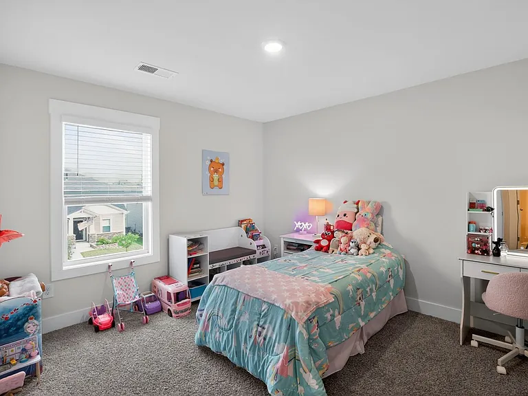 333 Pewter Cir — Photo 25