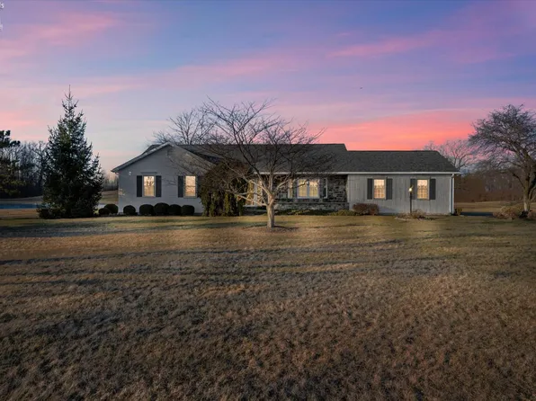 8685 W Oak Harbor Southeast Rd, Oak Harbor, OH 43449