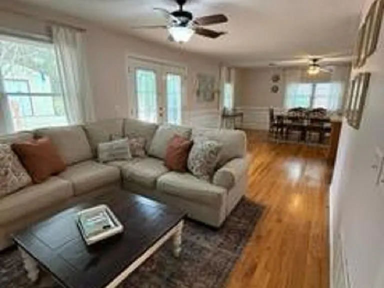 749 McKinley Ave — Photo 11