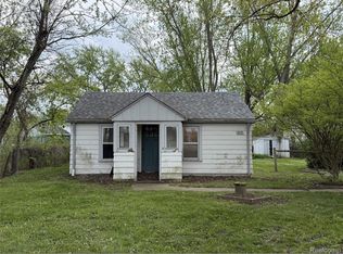 3121 W Stein Rd, La Salle, MI 48145