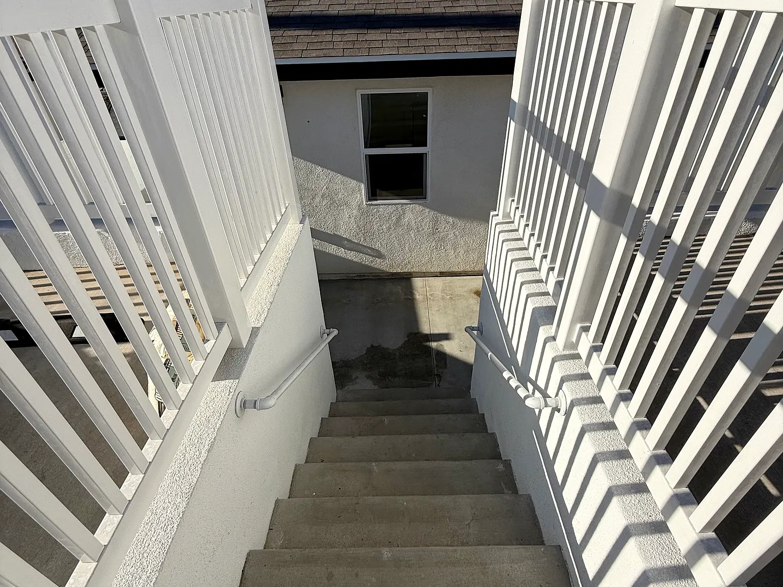 2 bed, 700 sqft, $2,650 — Photo 3