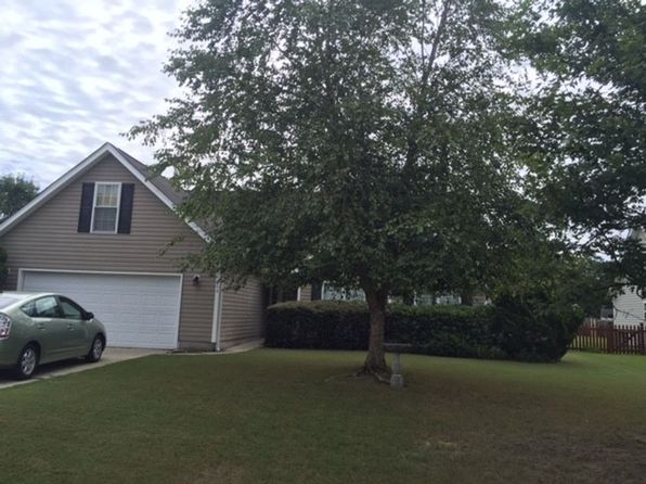 664 Pine Branches Cir