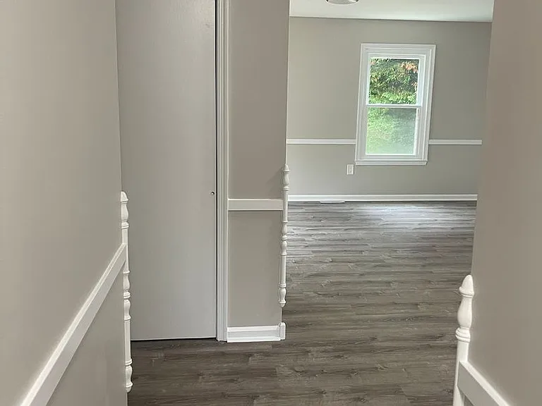35 Honeysuckle Dr — Photo 6