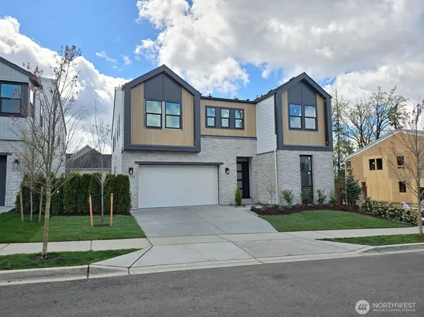 13725 SE 85th Street, Newcastle, WA 98059