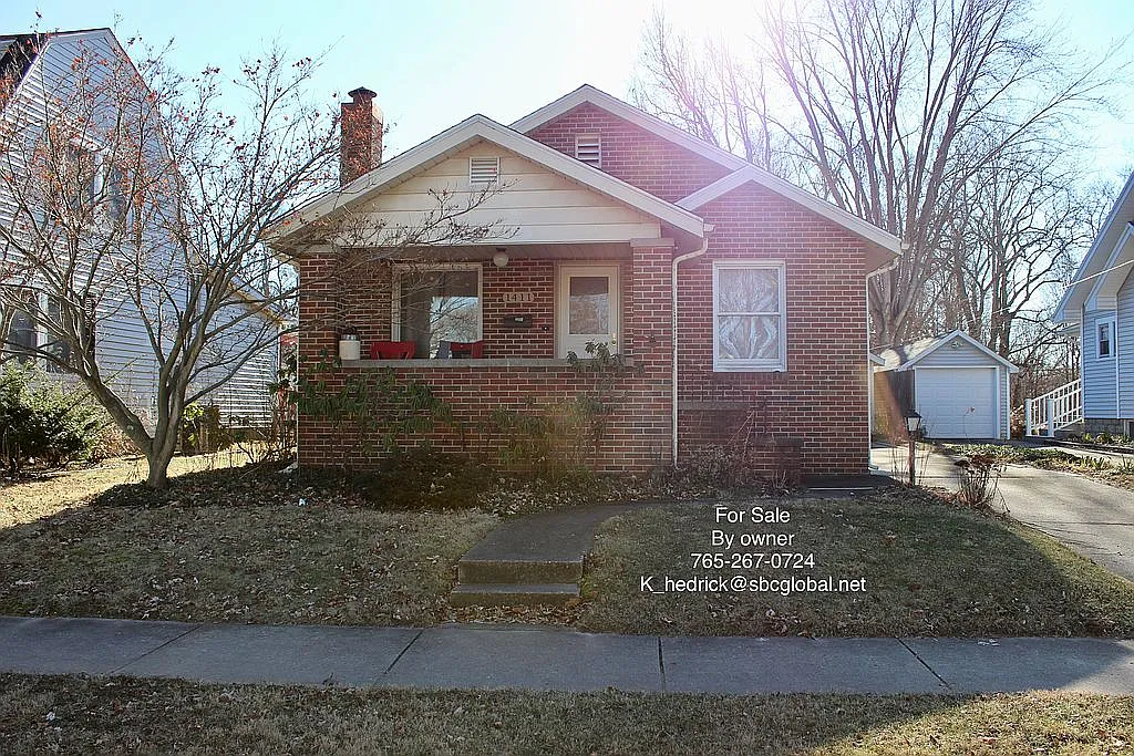 1411 W Main St photo 1