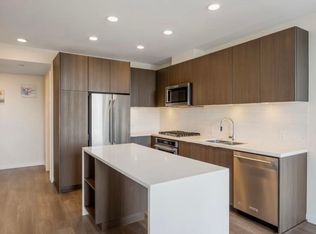 530 Whiting Way #801, Coquitlam, BC