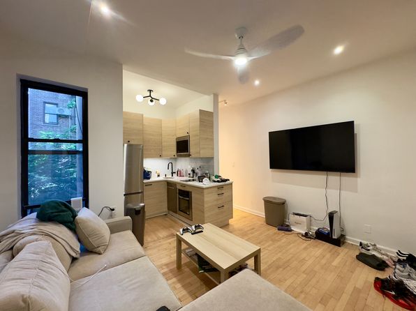 352 W 56th St APT 3B