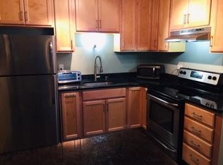4261 Sheridan Ave S #102, Minneapolis, MN 55410