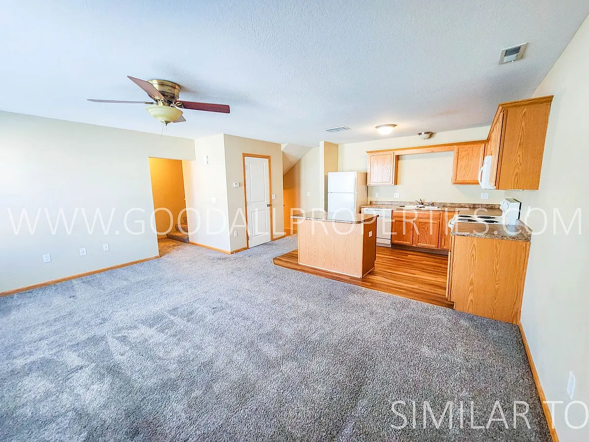 Building Photo - 3104 SW Arlan Ln
