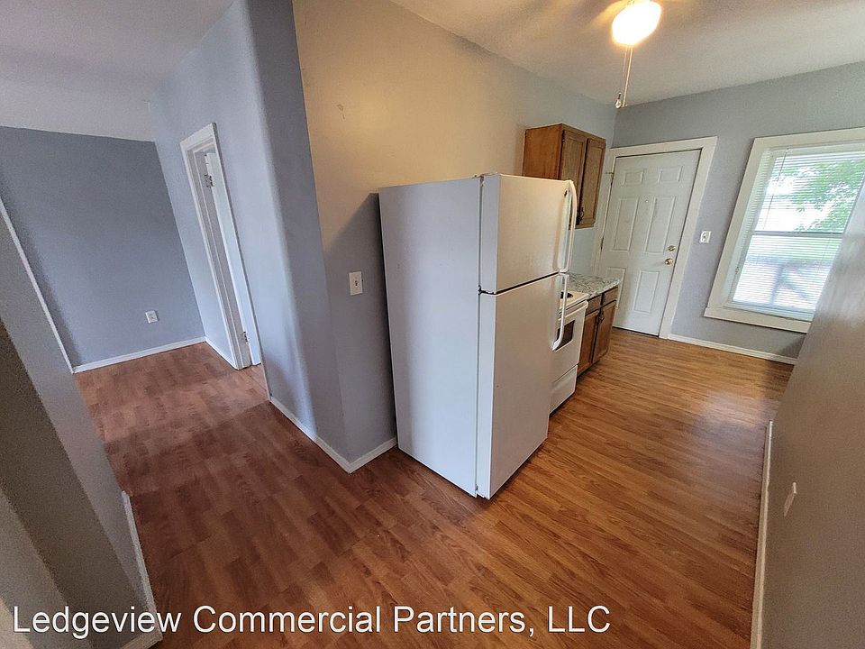 1st image of 385 Dubuque St Fl 3