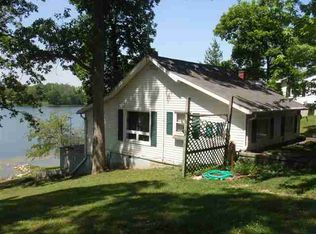 2824 S Mellwood Park Dr E, Kimmell, IN 46760