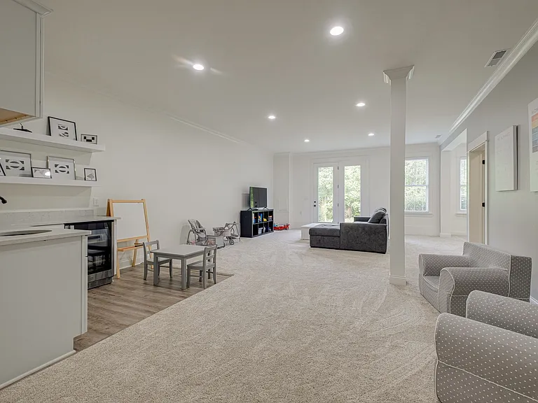 8231 Glover Dr — Photo 58