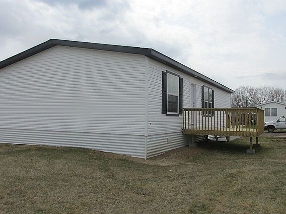 5th image of 302 N Cory Pl