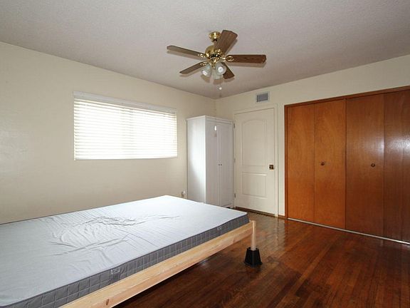 5th image of 5061 Dubois Dr
