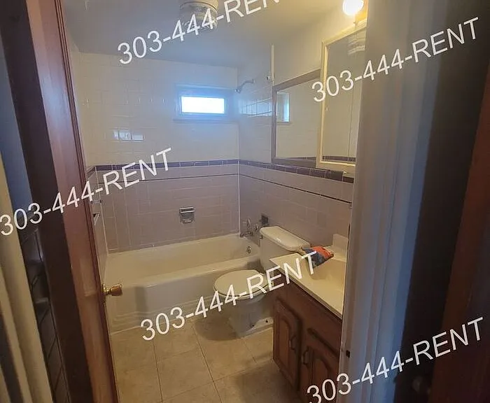 2100 S Grant St #B — Photo 8