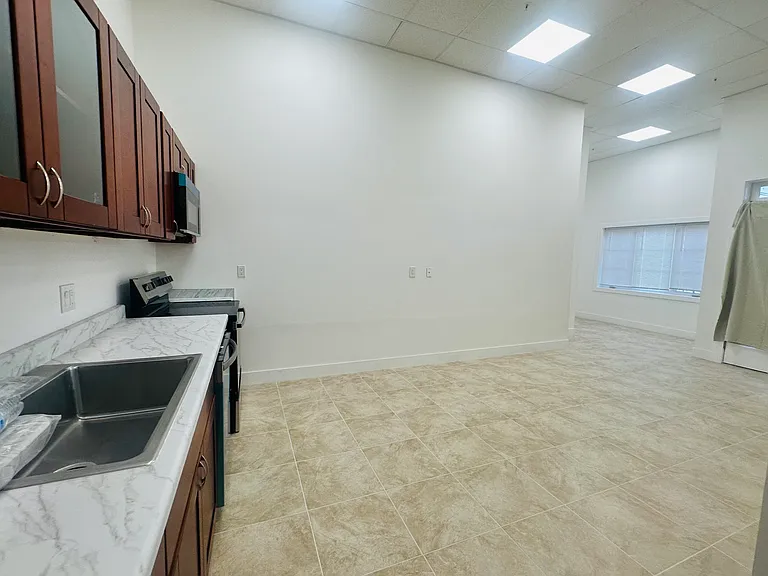 301 Grand Ave #106 — Photo 12