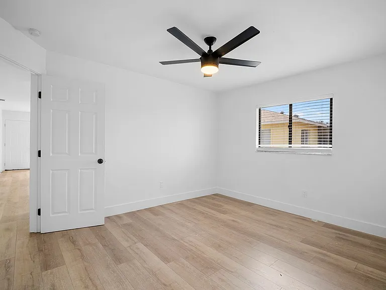 617 Hancock Bridge Pkwy — Photo 17