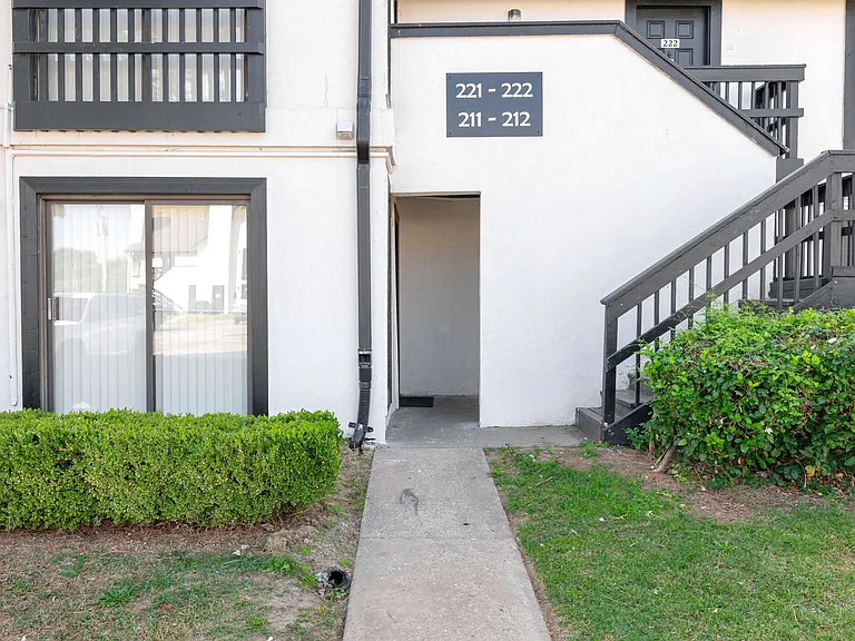Avia Apartments — Photo 51