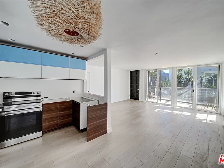 15 Spinnaker St #101 — Photo 12