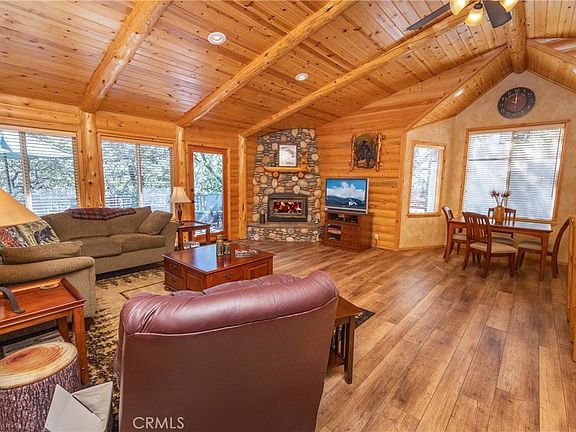 3rd image of 617 Villa Grove Ave
