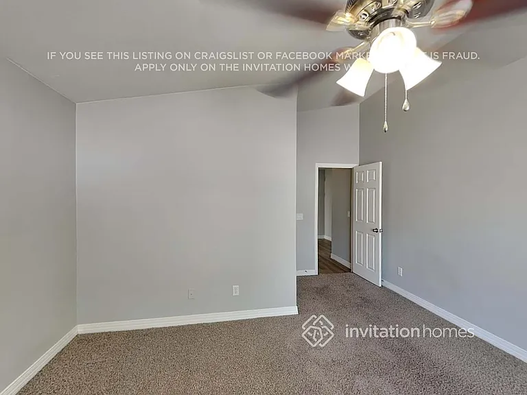 1834 S 106th Ave — Photo 11