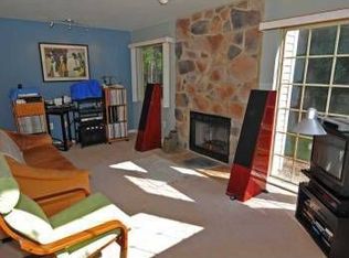 967 Patrick Pl, Chalfont, PA 18914