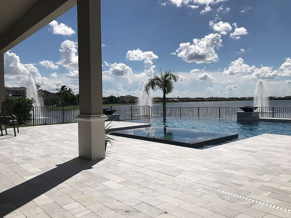1st image of 8425 Watercrest Cir E