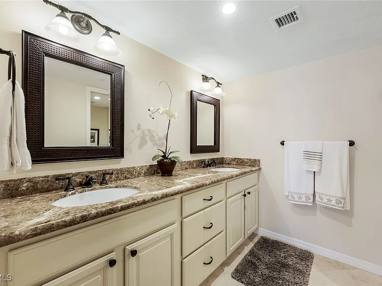 26235 Hickory Blvd #7C — Photo 18