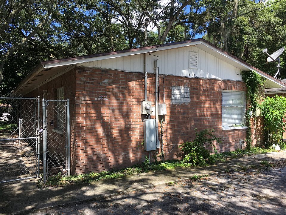 1st image of 8302 N Hillsborough Ln