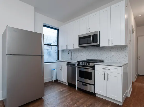 372 Saint Johns Pl, Brooklyn, NY