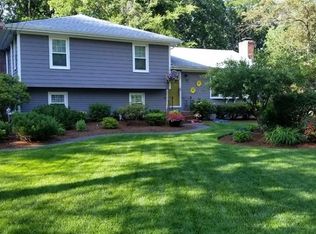13 Brookwood Rd, Attleboro, MA 02703