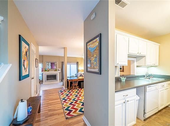 3rd image of 11613 E Briar Patch Dr