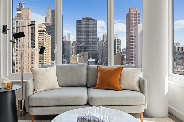 Rented by Corcoran | media 24