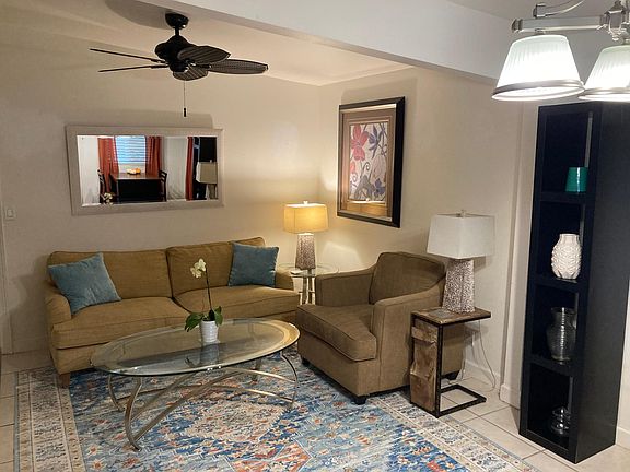 4th image of 314 NE 7th Ave #1