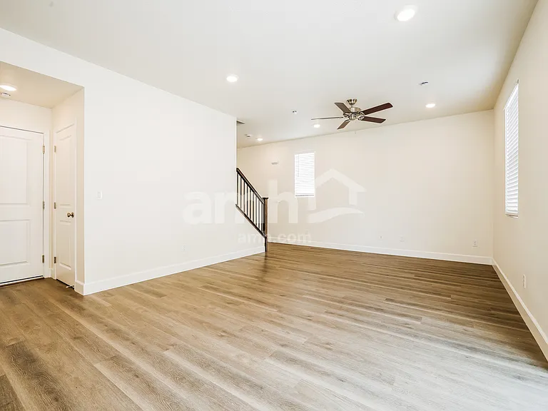6495 Enlightenment Dr — Photo 5