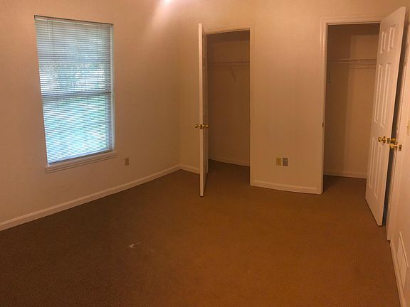 5th image of 136 Noah Ln #136