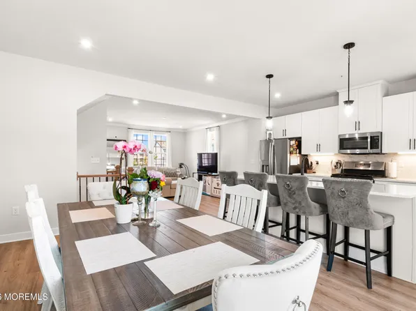 41 American Way #241, Cliffwood, NJ 07721
