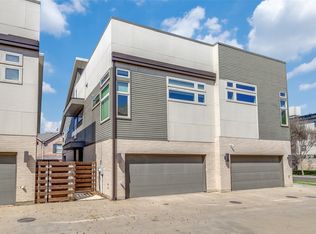 2209 Chunk Ct, Dallas, TX 75206