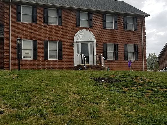 3rd image of 5113 Plantation Grove Ln