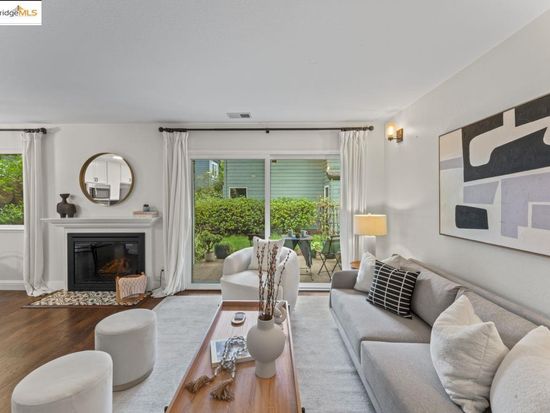 50 Emery Bay Dr, Emeryville, CA 94608
