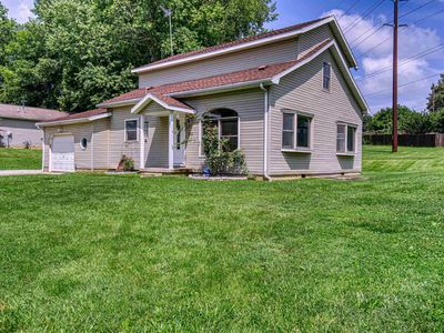 6622 Heritage Dr, Newburgh, IN, 47630