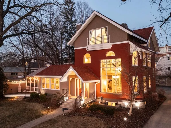 2675 E Lake Of The Isles Pkwy, Minneapolis, MN 55408