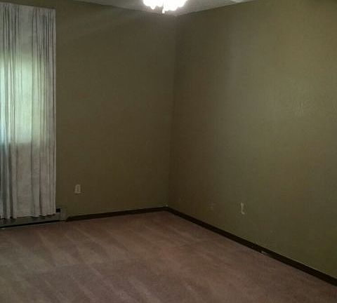 5th image of 3285 Canyon Dr Unit 45