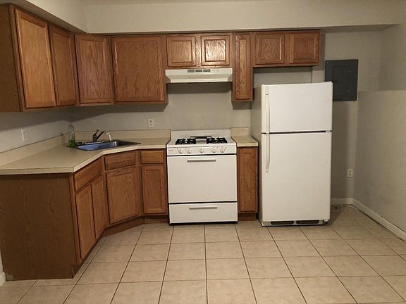 Large eat in kitchen