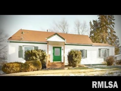 818 10th St, Silvis, IL, 61282
