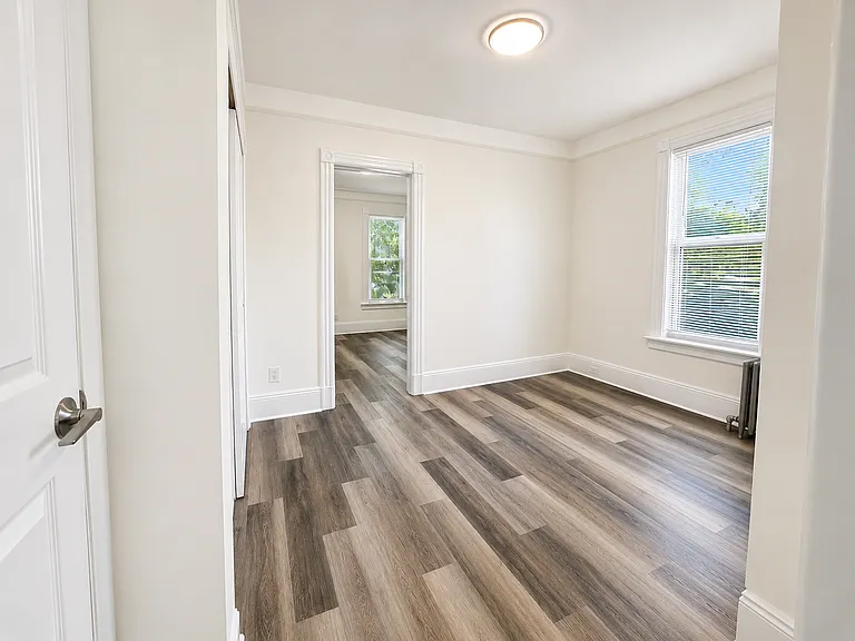 23-62 37th St #2R — Photo 5