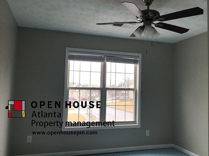 2nd image of 171 Oak Vista Ct